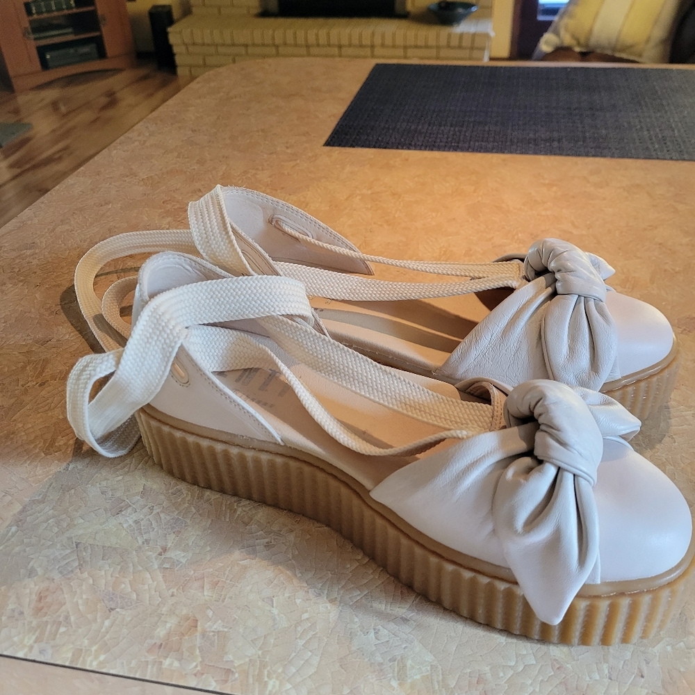 PUMA | Fenty by Rihanna Bow Creeper Lace Up NWOT